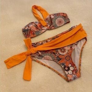 SHEIN ORANGE/FLORAL BIKINI SET SZ SMALL